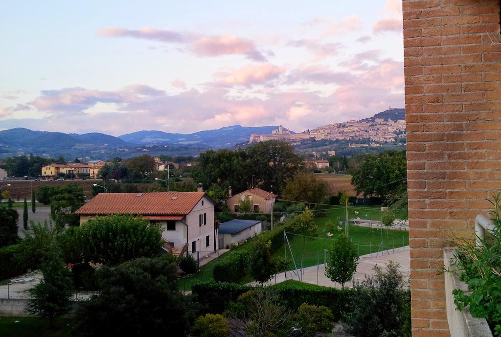 דירות Assisi Casa Degli Angeli חדר תמונה