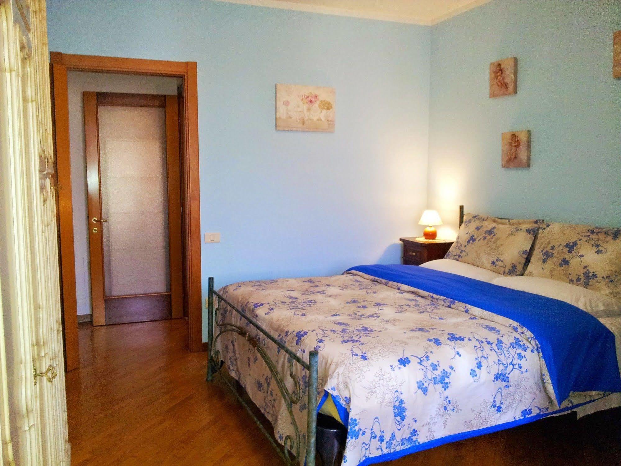 דירות Assisi Casa Degli Angeli מראה חיצוני תמונה