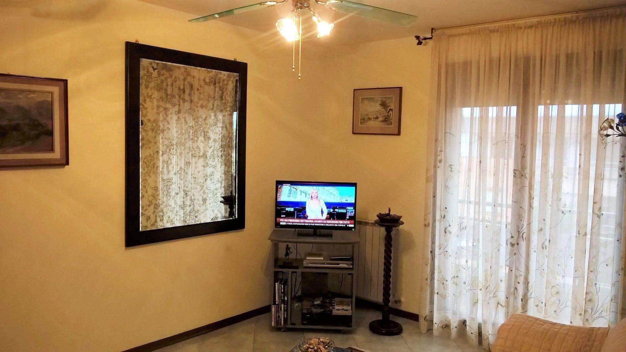דירות Assisi Casa Degli Angeli מראה חיצוני תמונה